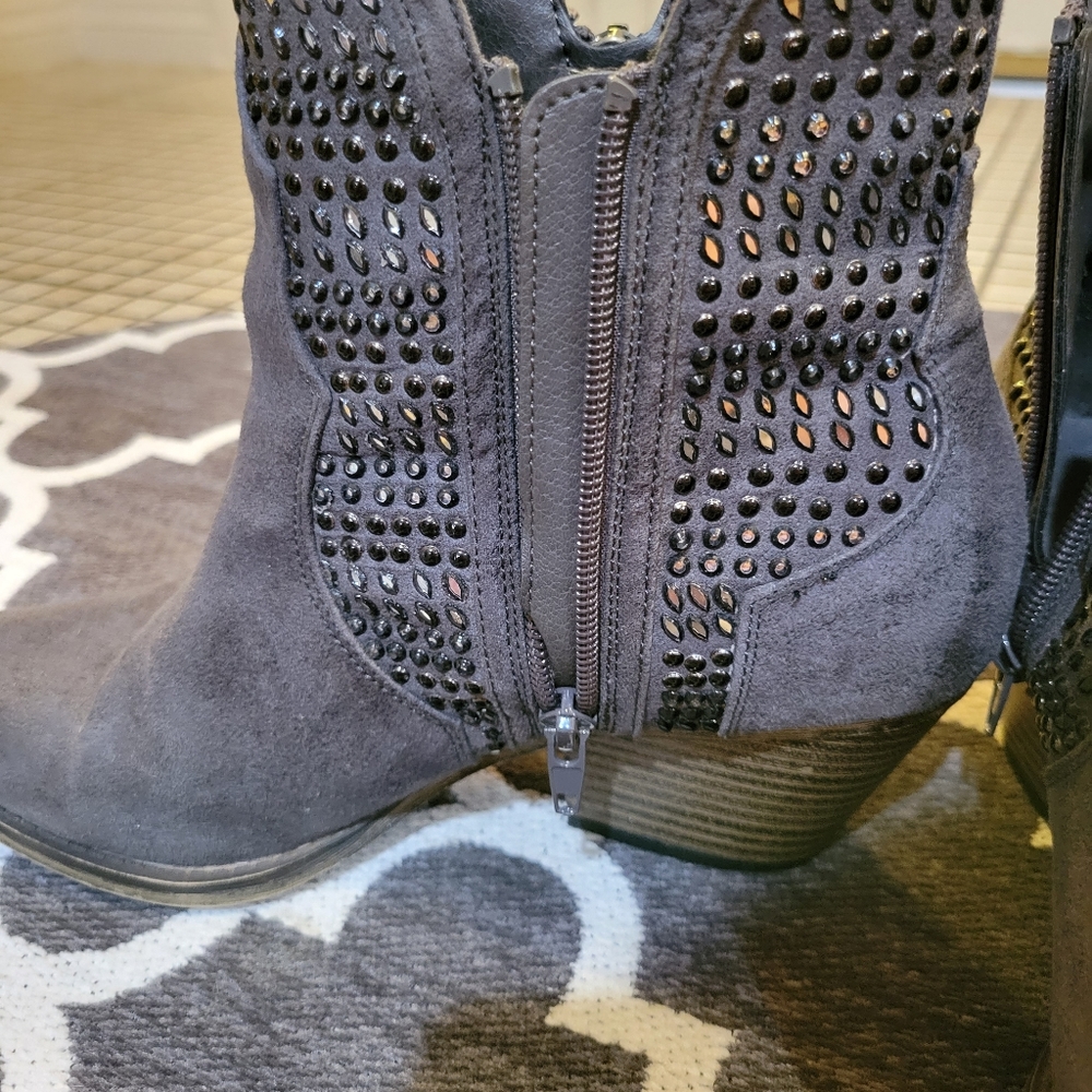 Bootie - Picture 2 of 3
